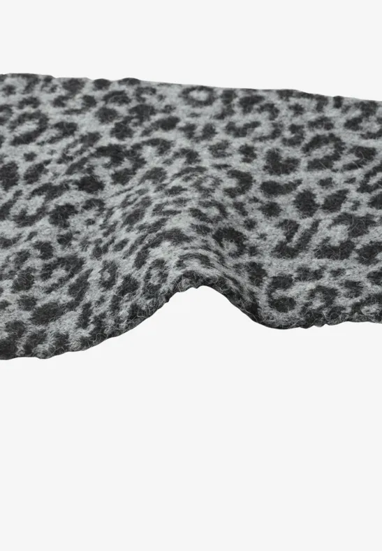 Jacquard Dreiecksschal mit Leo-Muster Black