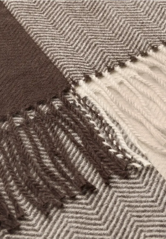 Schal mit Fransen und Muster auburn brown