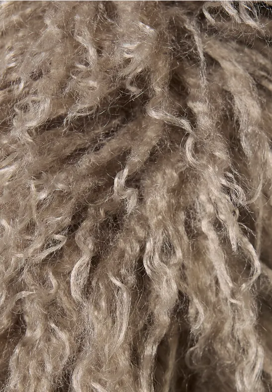 Szalik z sztucznego futra w jednolitym kolorze oatly sand