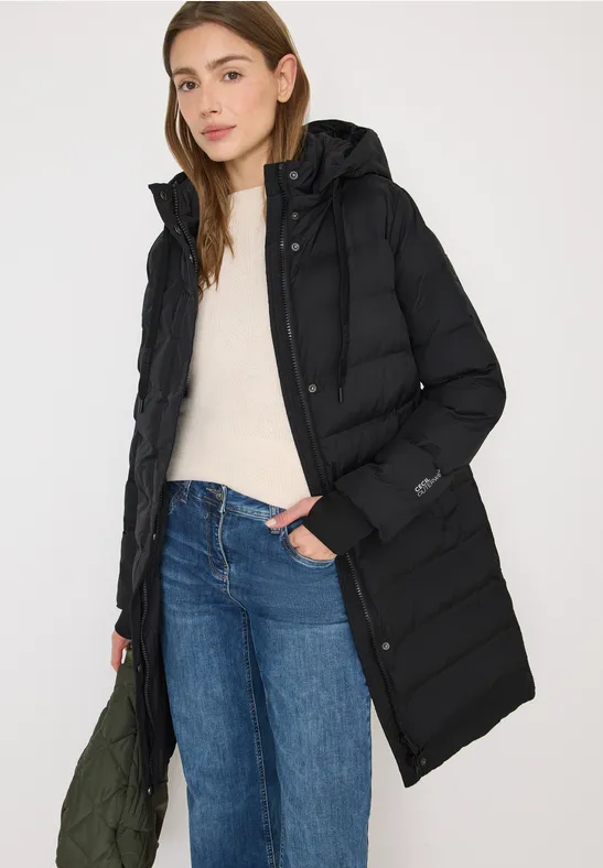 Mantel mit verklebten Nähten Black