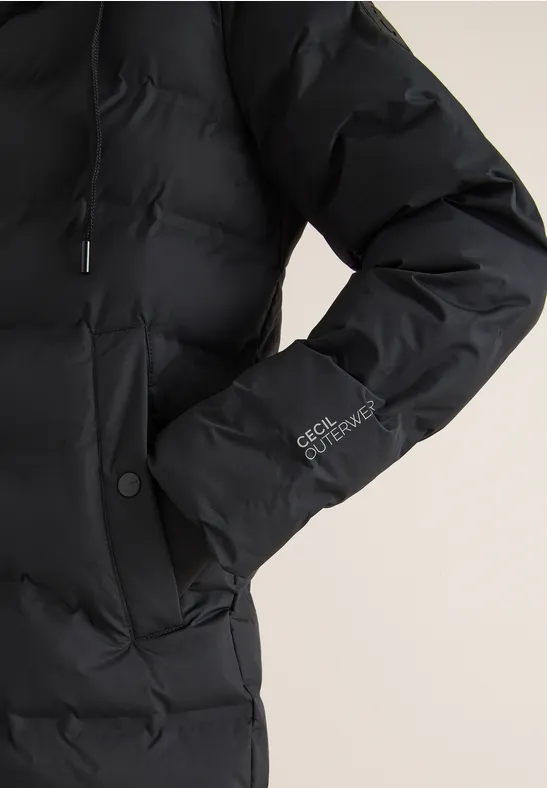 Mantel mit verklebten Nähten Black