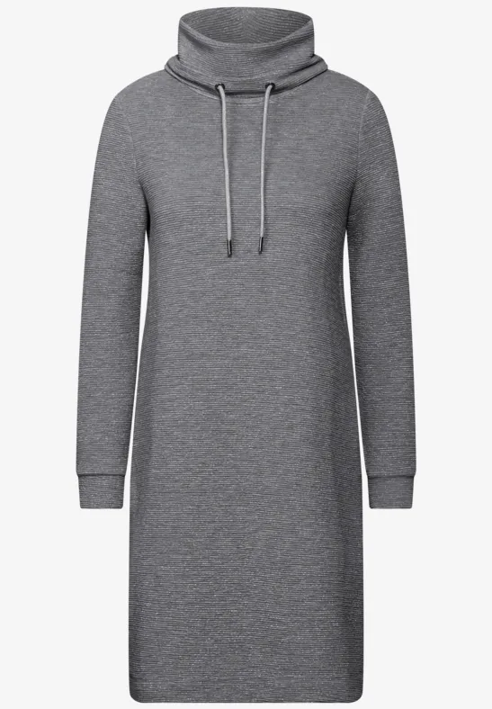 Glinsterende voetenbankjurk platinum grey mel.