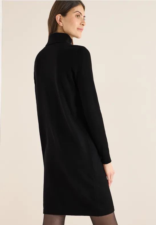 Kuscheliges Rollkragen Kleid Black