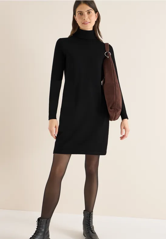 Kuscheliges Rollkragen Kleid Black