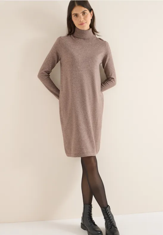 Robe douillette à col roulé chocolate mousse melange
