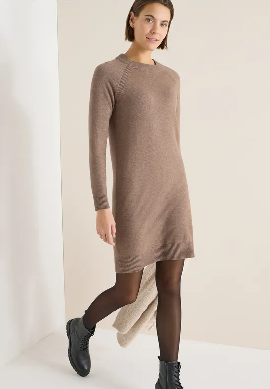 Softes Strickkleid urban taupe melange