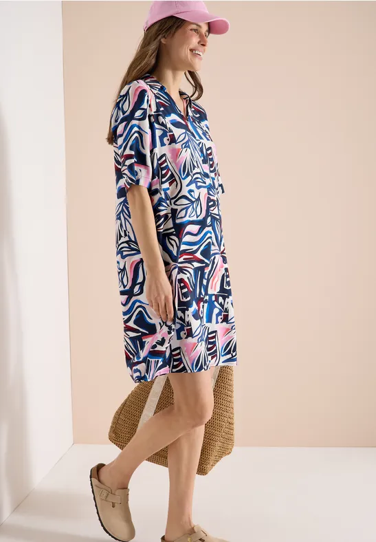 Knielanges Kleid mit grafischem Muster universal blue