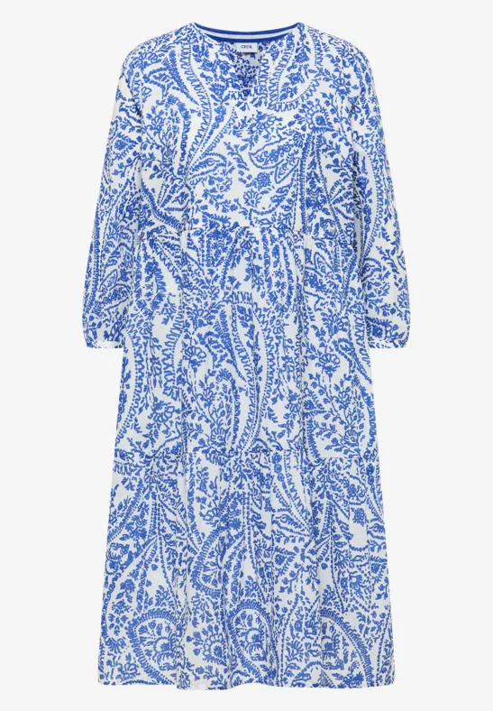 Blau-weißes Midikleid mit Paisley-Muster und 3/4-Ärmeln.