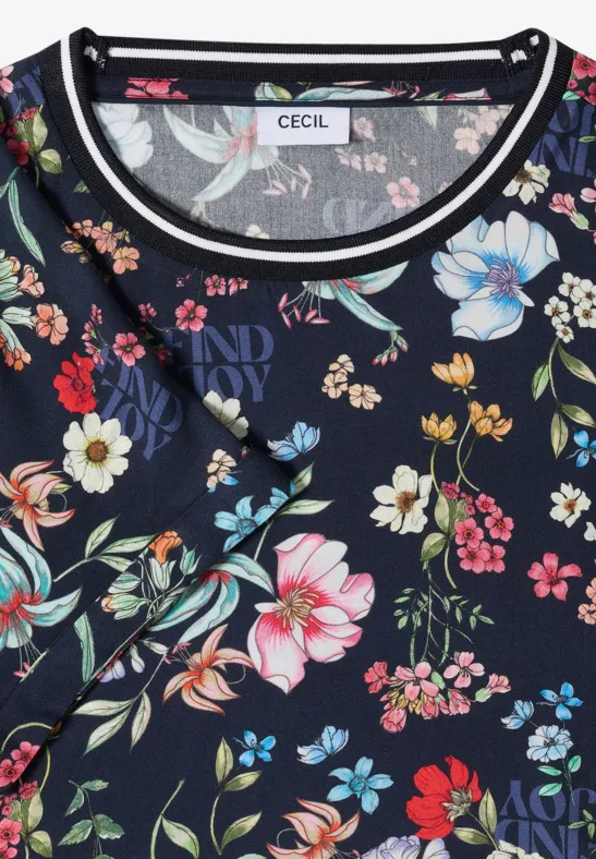 Dunkelblaues Langarmshirt mit buntem Blumenmuster und Rundhalsausschnitt