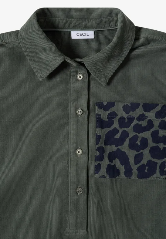 Chemise olive à col et boutons, poche poitrine à motif léopard noir
