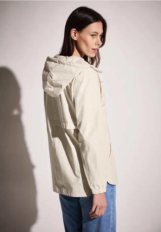 Windbreaker beige meringues