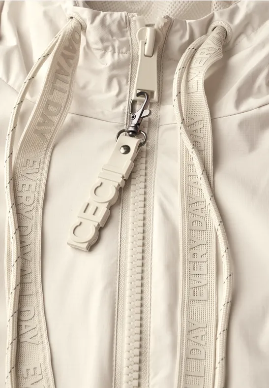 Windbreaker beige meringues