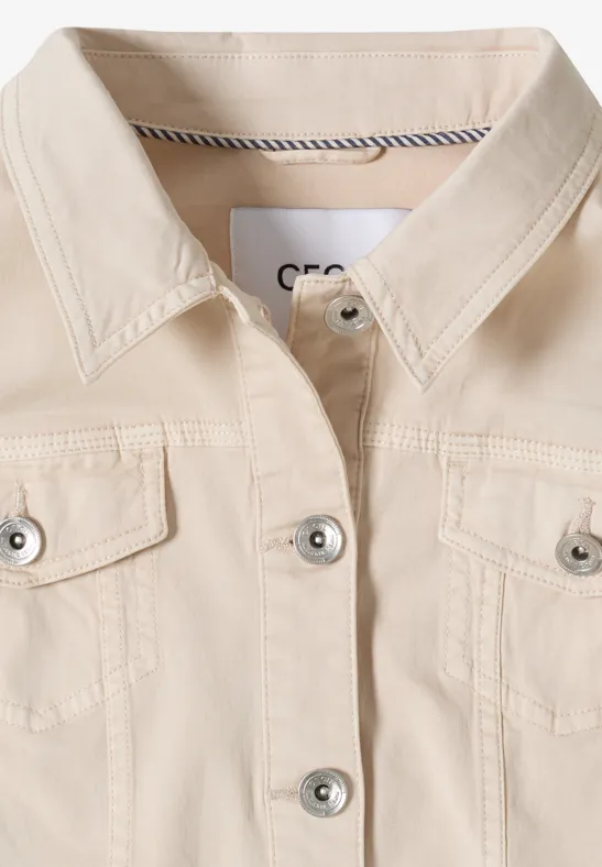 Jeansjacke mit Brusttaschen und Knöpfen dust beige