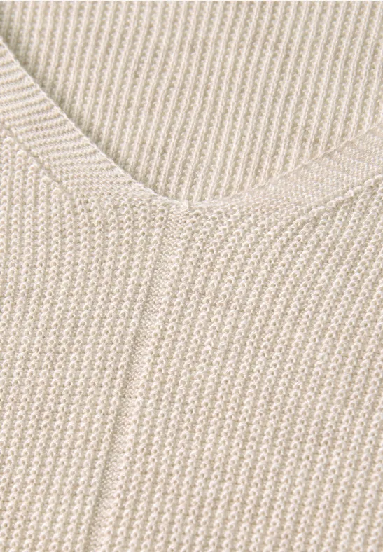 Pull en tricot col V oat milk beige melange