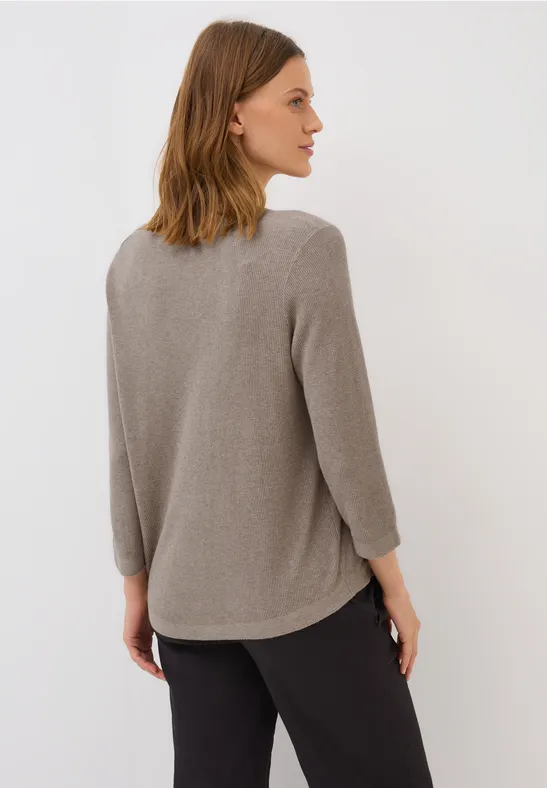 Pull en tricot col V toffee cream melange
