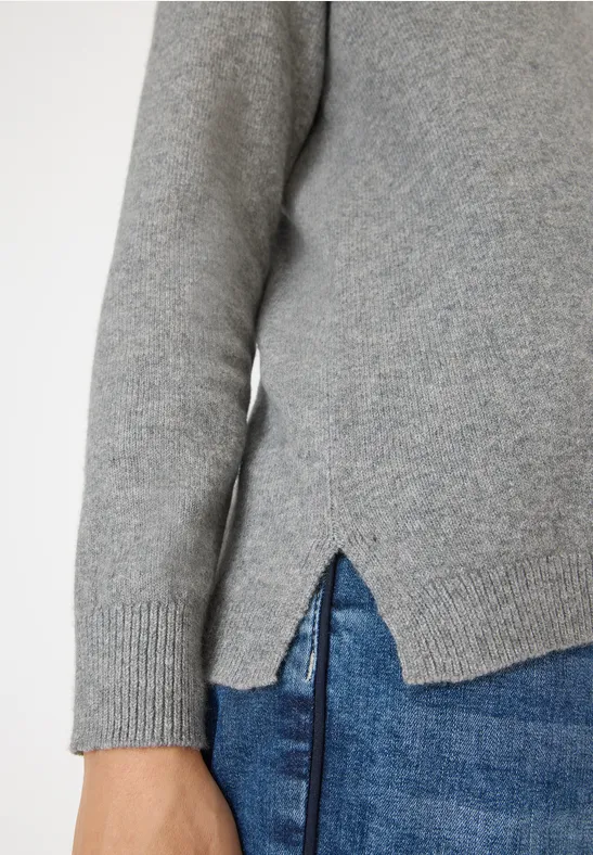 Kuscheliger V-Neck Pullover sporty grey melange