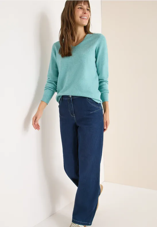 Kuscheliger V-Neck Pullover conifere green melange