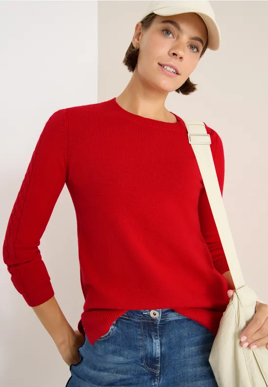 Pull avec détail en tricot fiery red