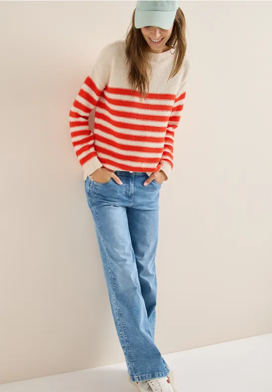 Gestreifter Bouclé Pullover pearl beige