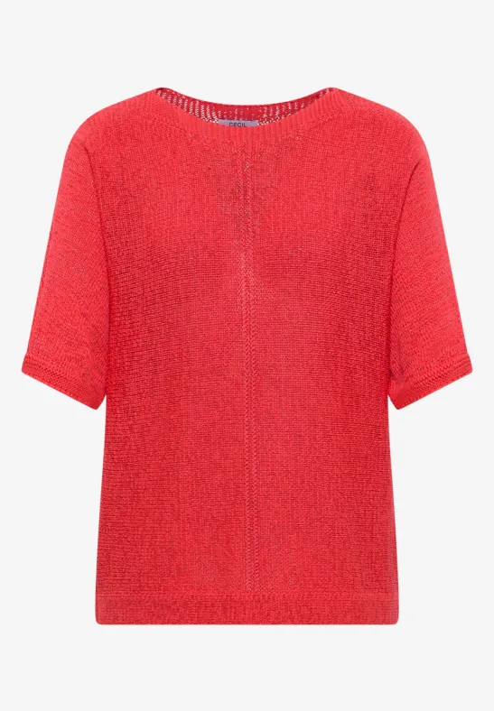 Rotes T-Shirt mit rundem Ausschnitt und kurzen Ärmeln, leicht strukturierter Stoff.