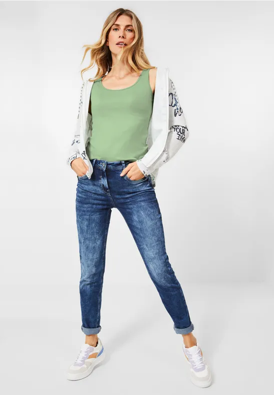 Top in Unifarbe light salvia green