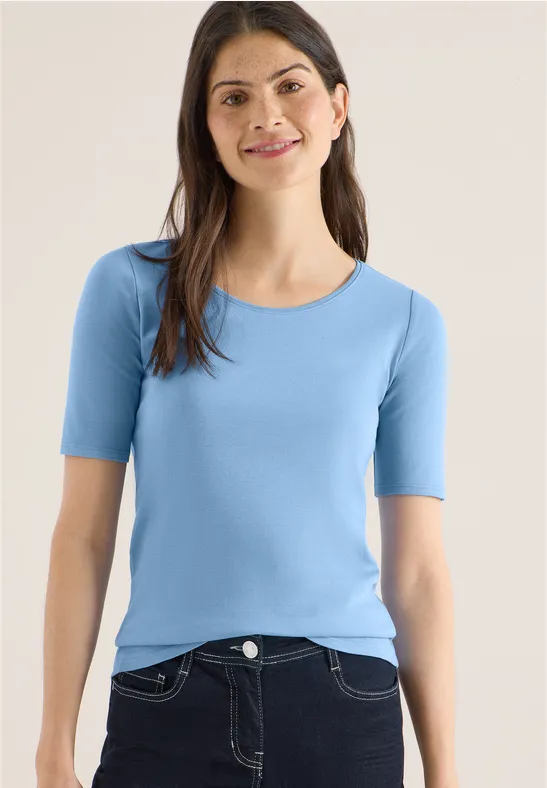 Basic T-Shirt mit Rundhals in Unifarbe cloud blue