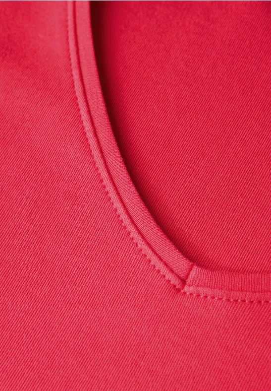 V-Neck T-Shirt glazed apple red
