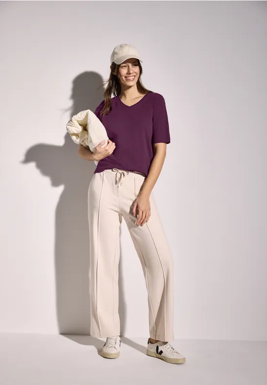 Basic V-Neck T-Shirt deep berry