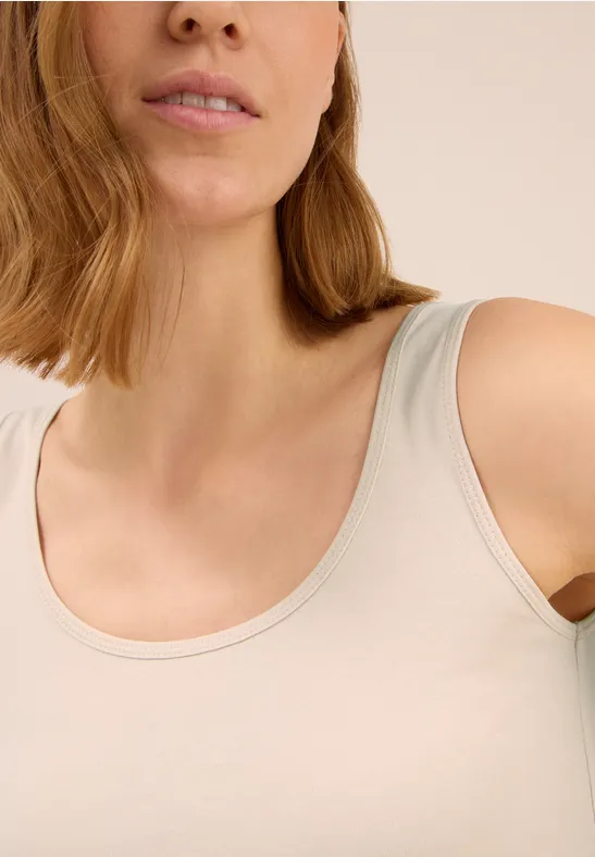 Basic Top in Unifarbe oat milk beige