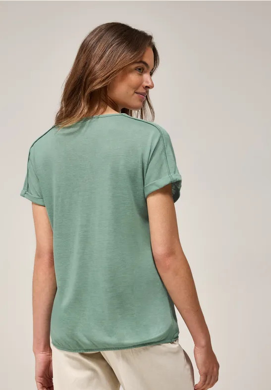 T-Shirt mit Deko-Nähten matcha green
