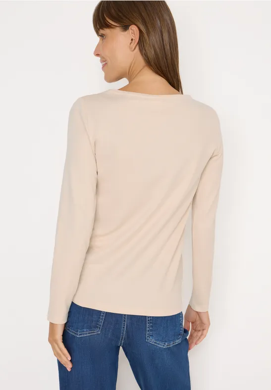 Shirt mit U-Boot-Ausschnitt oat milk beige