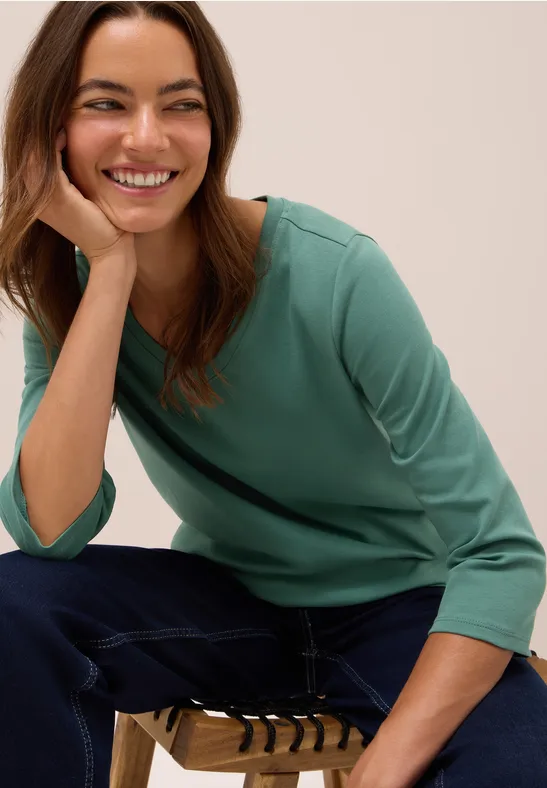 Basic V-Neck Shirt jewel green