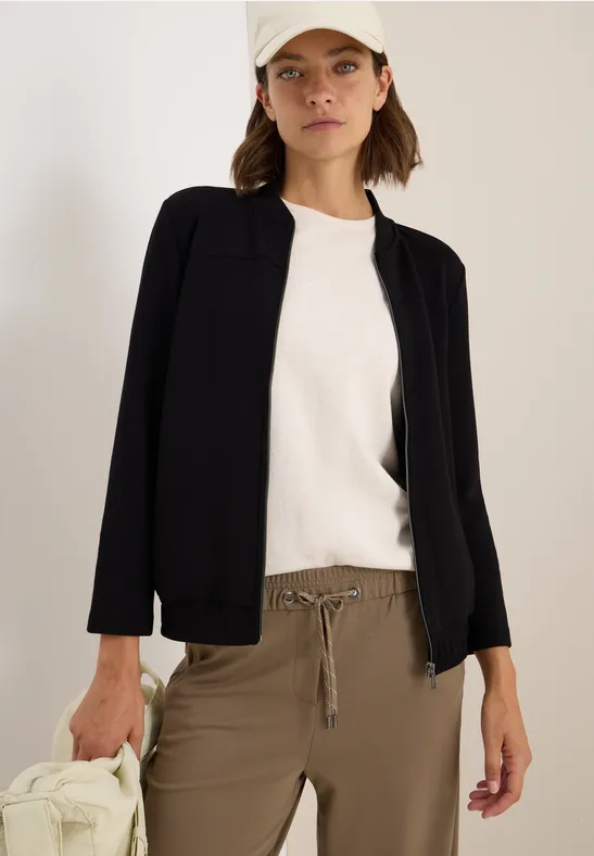 Leichte Jacke Black