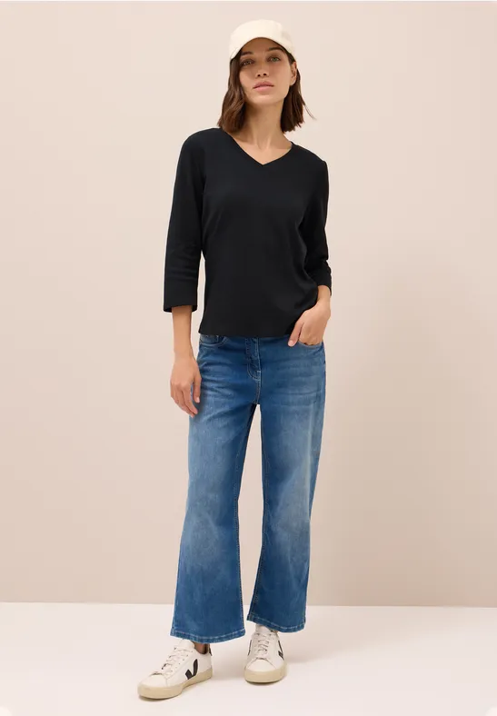 Basic V-Neck Shirt Black