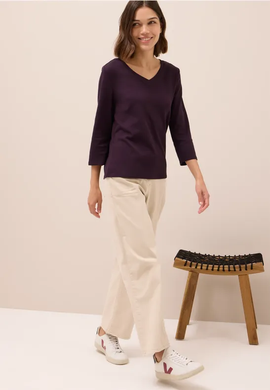 Basic V-Neck Shirt eggplant red