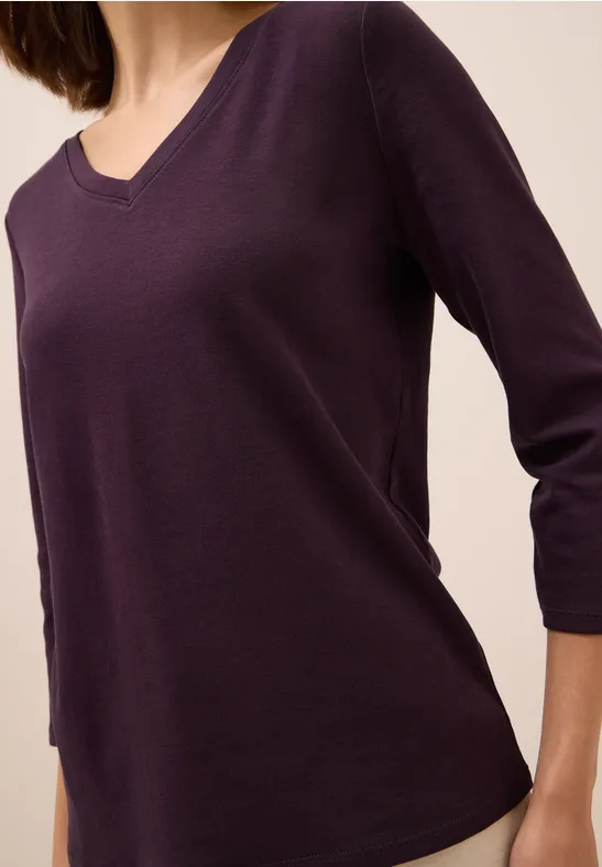 Basic V-Neck Shirt eggplant red
