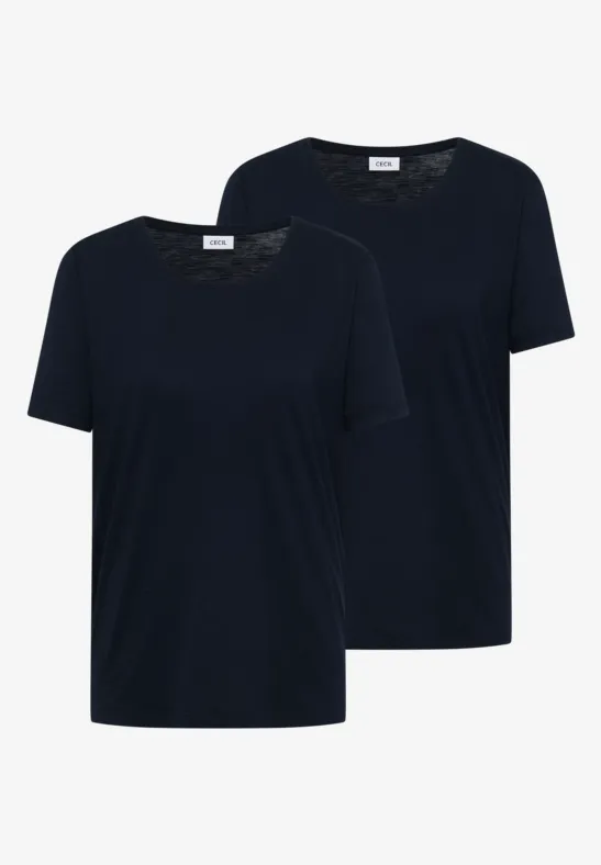 Zwei schlichte schwarze T-Shirts mit kurzen Ärmeln nebeneinander auf weißem Hintergrund.