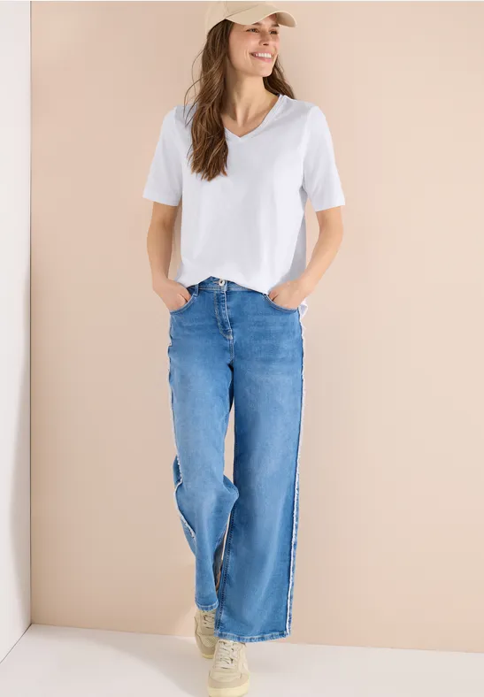 Basic T-Shirt mit Kurzarm und V-Neck White