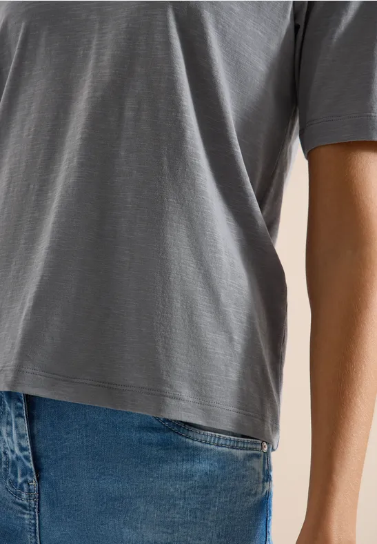 Basic T-Shirt mit Kurzarm und V-Neck graphite light grey