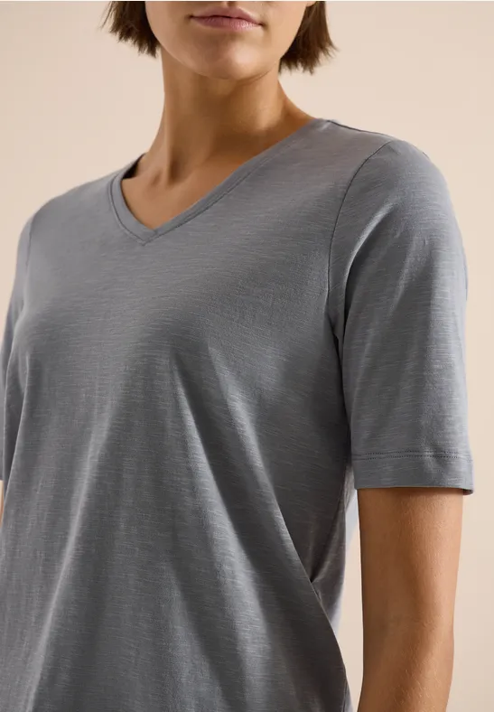 Basic T-Shirt mit Kurzarm und V-Neck graphite light grey