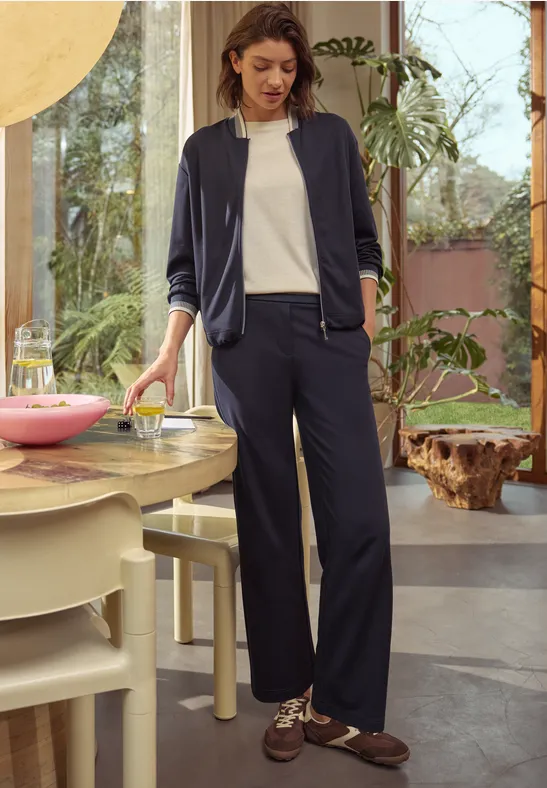 Blouson aus Jersey mit Knontrastdetails universal blue