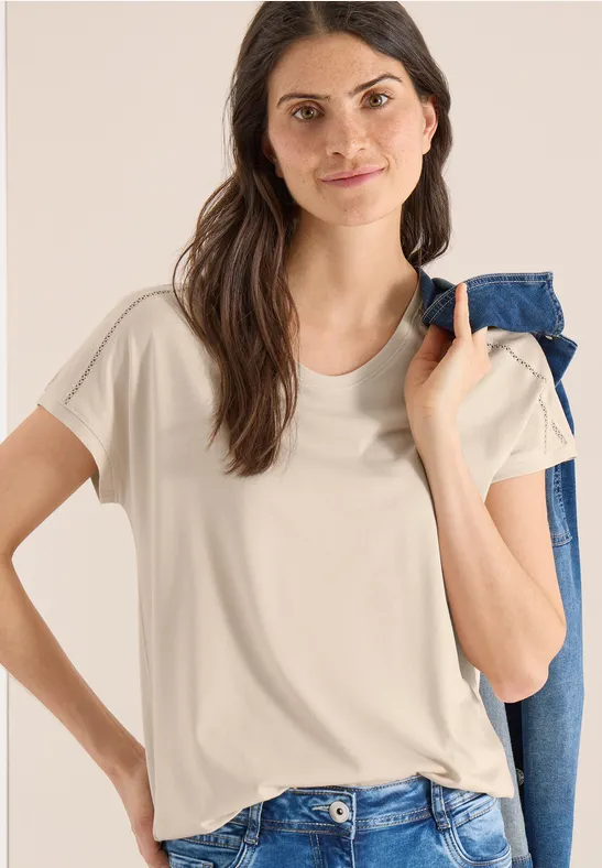 T-Shirt mit V-Neck und Spitzendetail pearl beige