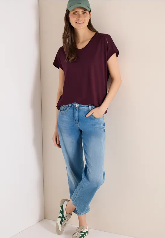 T-Shirt mit V-Neck und Spitzendetail sweet grape red