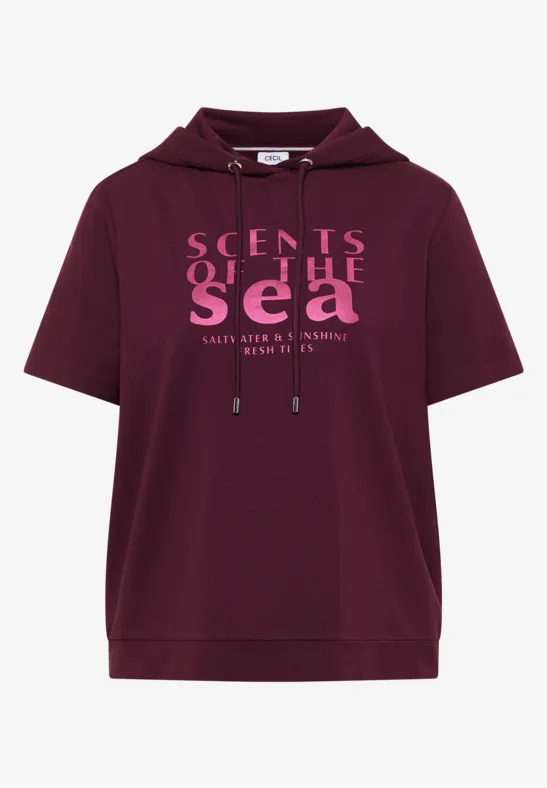 Kurzärmeliges Kapuzenshirt in Bordeauxrot mit weißem Schriftzug "Scents of the Sea".