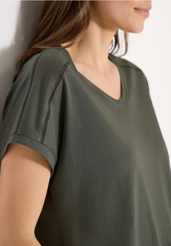 T-Shirt mit V-Neck und Spitzendetail khaki