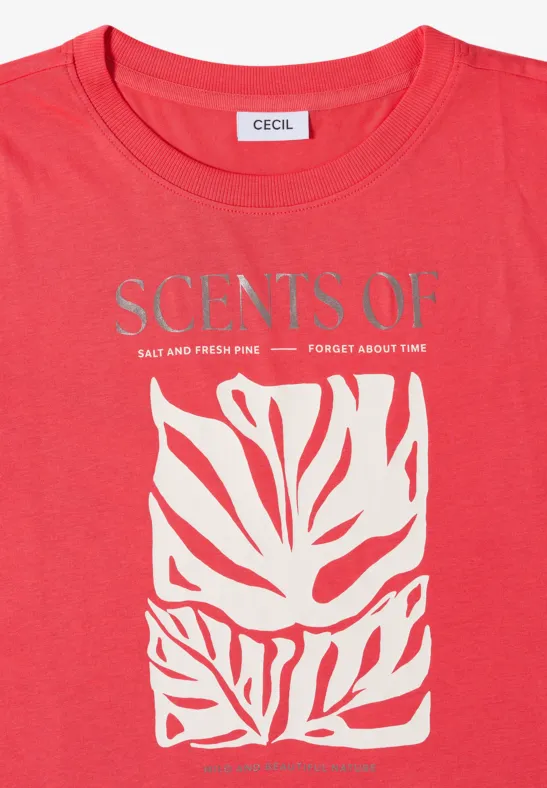 T-shirt rouge avec inscription 'SCENTS OF' et motif de feuilles abstraites blanches.