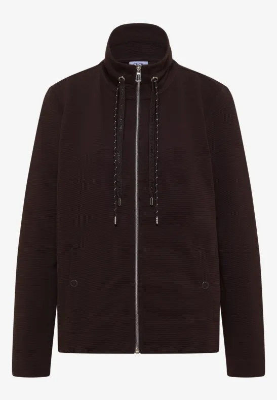 Dunkelbraune, minimalistische Zip-Jacke mit Stehkragen, Kordelzug und seitlichen Taschen.