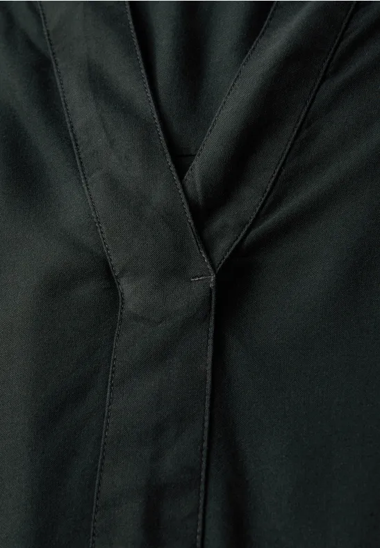 Bluse in Unifarbe ink green