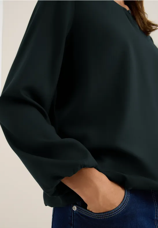 Bluse in Unifarbe ink green