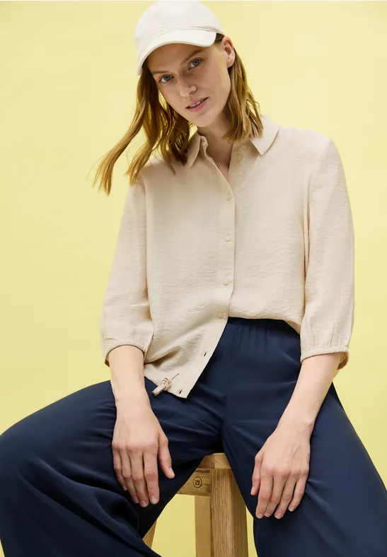 Hemdbluse mit Struktur light beige